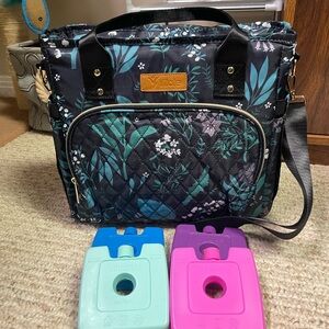 Yitote Black and Green Floral Insulated Lunch Bag
